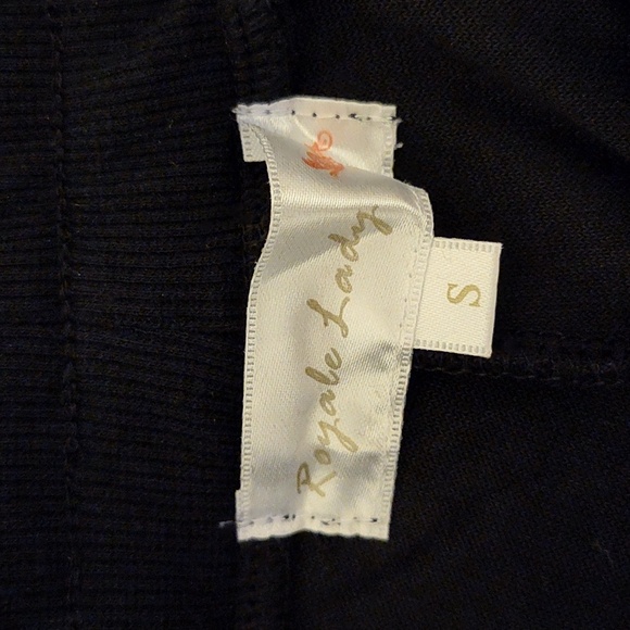 Lounge Wear Set - Picture 8 of 8